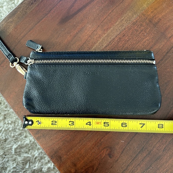 DANIER Leather Wallet with Strap in Black - Picture 9 of 12